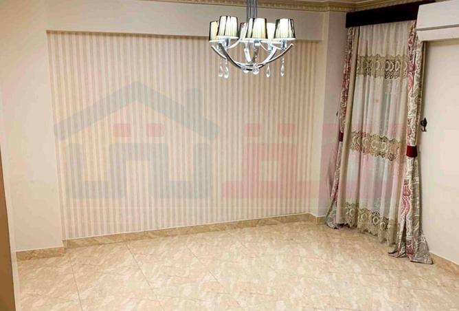 52444398 - Property Image 3