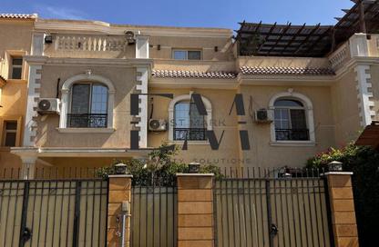 Villa - 3 - 4 for sale in Zahrat El Tagamoa - North Investors Area - New Cairo City - Cairo