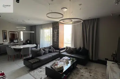 شقة - 3 غرف نوم - 3 حمامات للبيع في جاليريا  مون فالى - المستثمرين الجنوبية - مدينة القاهرة الجديدة - القاهرة