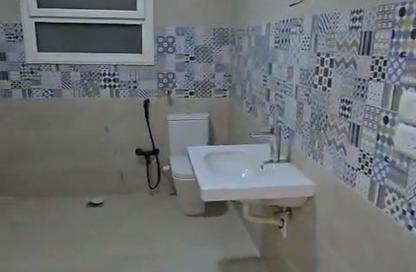 Apartment - 2 Bedrooms - 2 Bathrooms for sale in North Lotus - El Lotus - New Cairo City - Cairo