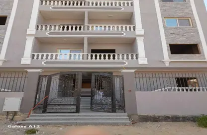 شقة - 3 غرف نوم - 2 حمامات للبيع في السياحية 1 - حدائق اكتوبر - مدينة 6 أكتوبر - الجيزة