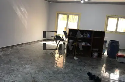 شقة - 3 غرف نوم - 2 حمامات للايجار في حى القرنفل - التجمع الخامس - مدينة القاهرة الجديدة - القاهرة