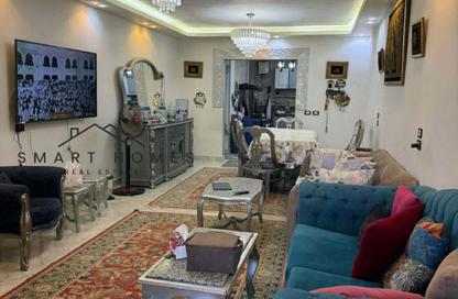 شقة - 3 غرف نوم - 1 حمام للبيع في حدائق المهندسين - الحي الرابع - الشيخ زايد - الجيزة