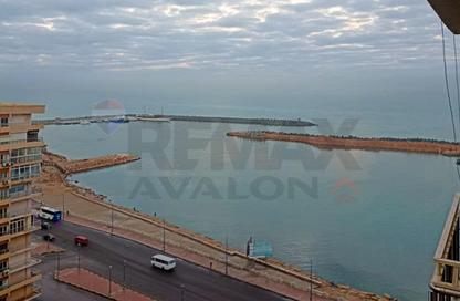 Apartment - 2 Bedrooms - 1 Bathroom for sale in Sidi Beshr - Hay Awal El Montazah - Alexandria