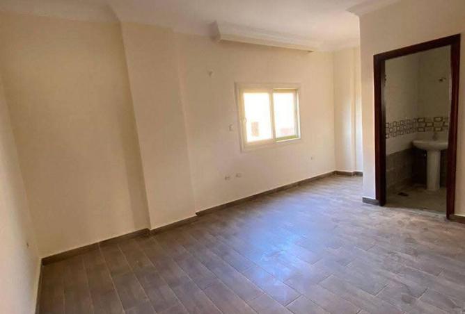 8675909 - Property Image 2