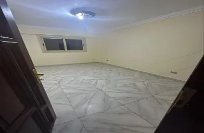 Office Space - Studio - 2 Bathrooms for rent in Al Batal Ahmed Abd El Aziz St. - Mohandessin - Giza