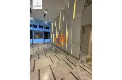 Apartment - 1 Bedroom - 1 Bathroom for sale in Landmark - Nasr City Compounds - Nasr City - Cairo