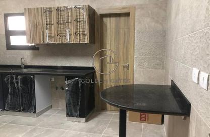 شقة - 4 غرف نوم - 4 حمامات للايجار في مون ريزيدنس - فيفث سكوير - التجمع الخامس - مدينة القاهرة الجديدة - القاهرة