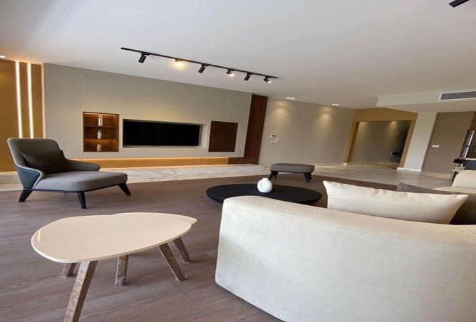 8611700 - Property Image 2