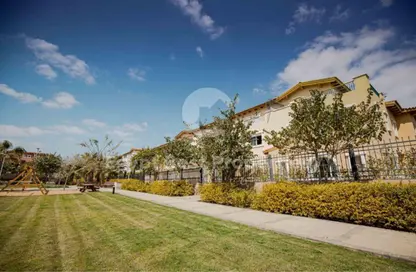 Apartment - 2 Bedrooms - 2 Bathrooms for sale in Hyde Park - New Cairo City - Cairo