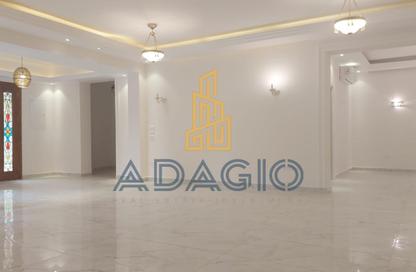 فيلا - 4 غرف نوم - 4 حمامات للايجار في ميدوز بارك - كمبوندات الشيخ زايد - الشيخ زايد - الجيزة