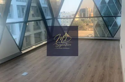 مساحات مكتبية - 4 غرف نوم - 2 حمامات للبيع في كايرو بزنس بلازا - شارع التسعين الشمالي - التجمع الخامس - مدينة القاهرة الجديدة - القاهرة