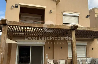 فيلا - 4 غرف نوم - 4 حمامات للبيع في كايرو جايت - كمبوندات الشيخ زايد - الشيخ زايد - الجيزة