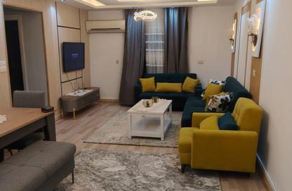 Apartment - 3 Bedrooms - 1 Bathroom for rent in Gardenia City Compound Nasr City - Zahraa Madinat Nasr - Nasr City - Cairo
