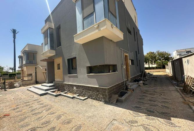 90717355 - Property Main Image