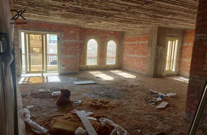 Villa - 3 - 3 for sale in El Shorouk Compounds - Shorouk City - Cairo