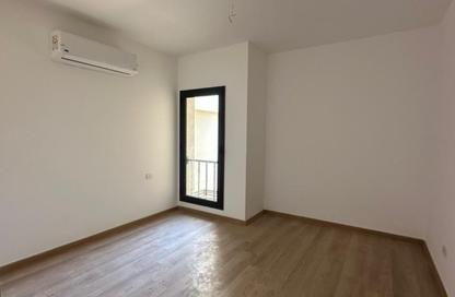 شقة - 3 غرف نوم - 3 حمامات للايجار في مون ريزيدنس - فيفث سكوير - التجمع الخامس - مدينة القاهرة الجديدة - القاهرة