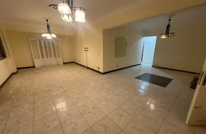 Apartment - 2 Bedrooms - 1 Bathroom for rent in Street 268 - New Maadi - Hay El Maadi - Cairo