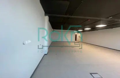 مساحات مكتبية - 2 غرف نوم - 2 حمامات للايجار في بارك ستريت - محور 26 يوليو - الشيخ زايد - الجيزة