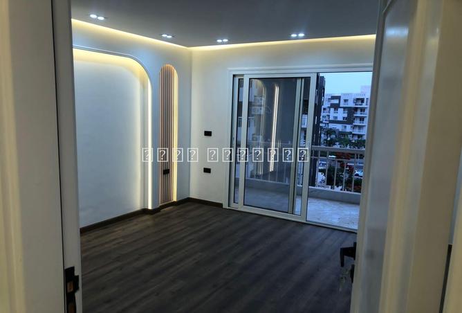 82104580 - Property Image 3