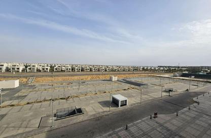 مساحات مكتبية - 4 غرف نوم - 4 حمامات للايجار في كمبوند البروج - كمبوندات الشروق - مدينة الشروق - القاهرة