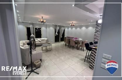 Apartment - 2 Bedrooms - 1 Bathroom for rent in Al Khamayel city - Sheikh Zayed Compounds - Sheikh Zayed City - Giza