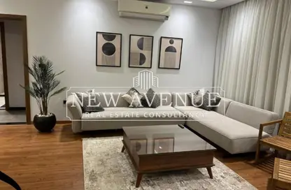 Apartment - 2 Bedrooms - 2 Bathrooms for sale in Lake View Residence - 5th Settlement Compounds - The 5th Settlement - New Cairo City - Cairo