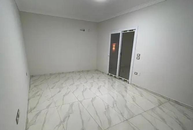 8652298 - Property Image 3