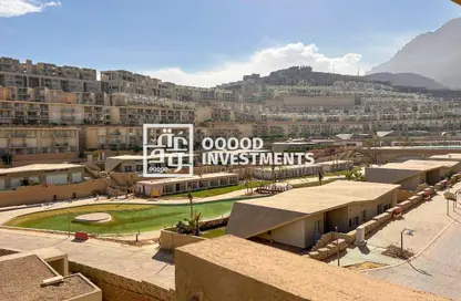 منزل مزدوج - 4 غرف نوم - 4 حمامات للبيع في المونت جلاله - العين السخنة - السويس