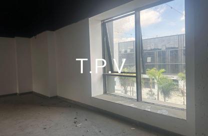 Office Space - Studio - 3 Bathrooms for rent in Lake View Residence - 5th Settlement Compounds - The 5th Settlement - New Cairo City - Cairo