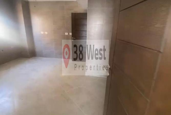 8630095 - Property Image 3