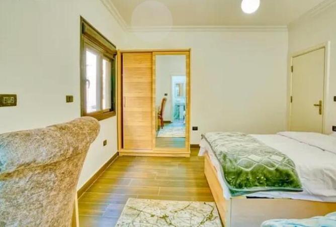 8710907 - Property Image 2