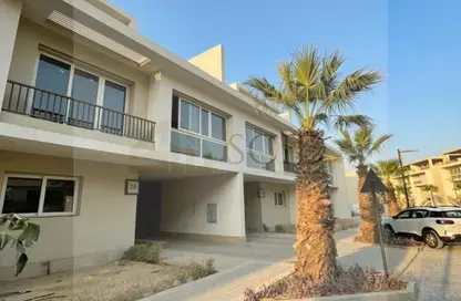 Townhouse - 5 Bedrooms - 5 Bathrooms for sale in Pyramids Hills - Cairo Alexandria Desert Road - 6 October City - Giza