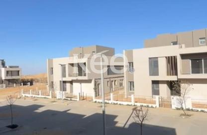 Townhouse - 3 - 4 for sale in Palm Hills New Cairo - 5th Settlement Compounds - The 5th Settlement - New Cairo City - Cairo