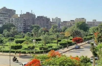 شقة - 3 غرف نوم - 2 حمامات للبيع في شارع الشهيد  مصطفي رياض - المنطقة الأولى - مدينة نصر - القاهرة
