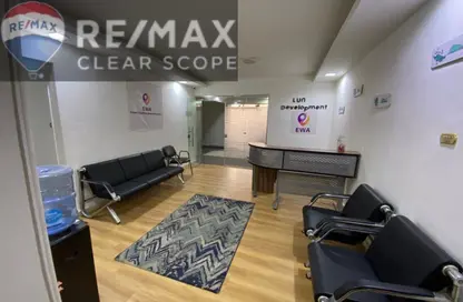 شقة - 3 غرف نوم - 2 حمامات للبيع في شارع نبيل الوقاد - ارض الجولف - مصر الجديدة - القاهرة