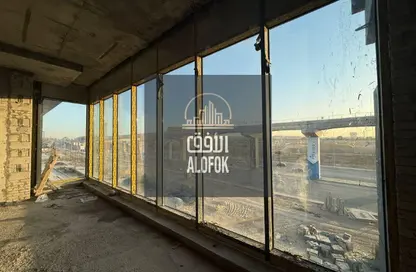 مساحات مكتبية - غرفة نوم للايجار في جولدن جيت - شارع التسعين الجنوبي - التجمع الخامس - مدينة القاهرة الجديدة - القاهرة