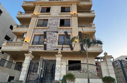 Apartment - 4 Bedrooms - 2 Bathrooms for sale in Al Andalus El Gedida - Al Andalus District - New Cairo City - Cairo Apartment - 4 Bedrooms - 2 Bathrooms for sale in Al Andalus El Gedida - Al Andalus District - New Cairo City - Cairo