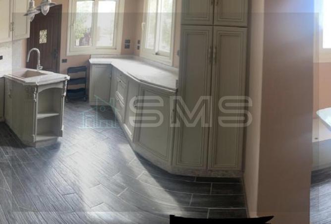 70107112 - Property Image 2