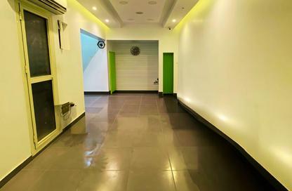 Office Space - Studio - 2 Bathrooms for sale in Ahmed Shawky St. - Bolkly - Hay Sharq - Alexandria