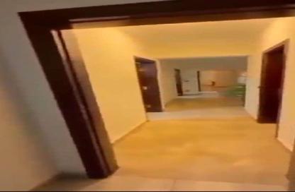 Apartment - 3 Bedrooms - 2 Bathrooms for sale in Area D - Ganoob El Acadimia - New Cairo City - Cairo