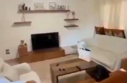 Apartment - 3 Bedrooms - 2 Bathrooms for sale in Area D - Ganoob El Acadimia - New Cairo City - Cairo