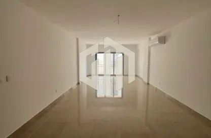 شقة - 3 غرف نوم - 3 حمامات للايجار في مون ريزيدنس - فيفث سكوير - التجمع الخامس - مدينة القاهرة الجديدة - القاهرة