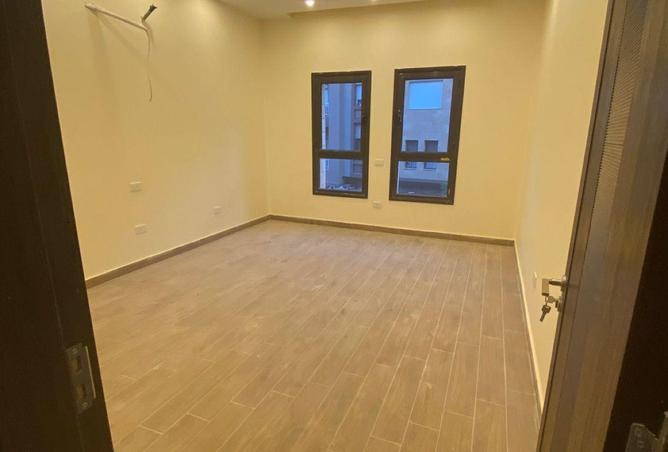 57240941 - صورة العقار 3