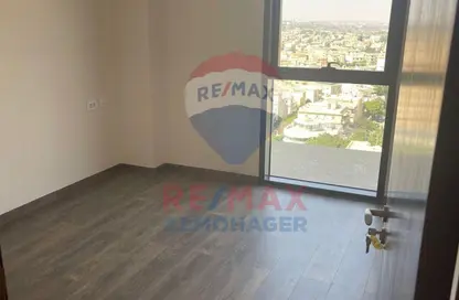 (بنتهاوس  (روف - 4 غرف نوم - 4 حمامات للبيع في بارك سايد ريزيدنس - أبراج زيد - كمبوندات الشيخ زايد - الشيخ زايد - الجيزة