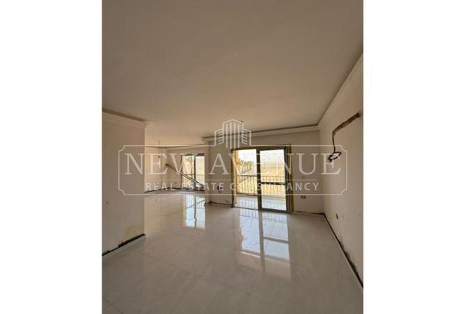 102069959 - Property Image 2