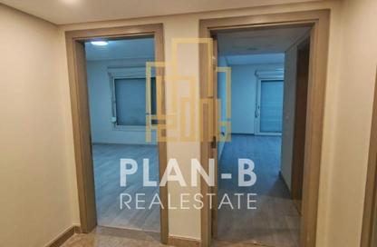 Apartment - 3 Bedrooms - 3 Bathrooms for sale in New Giza - Cairo Alexandria Desert Road - 6 October City - Giza