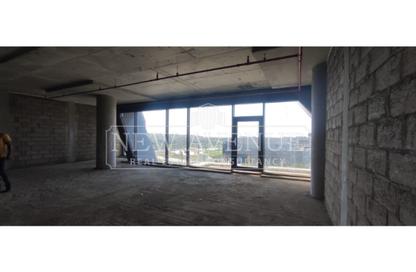 Office Space - Studio - 4 Bathrooms for sale in Eastown - 5th Settlement Compounds - The 5th Settlement - New Cairo City - Cairo