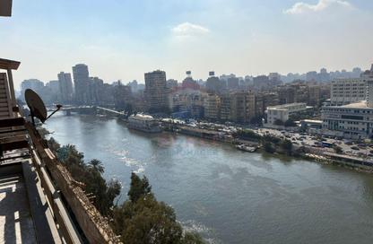 Apartment - 2 Bedrooms - 2 Bathrooms for rent in Al Gabalaya St. - Zamalek - Cairo