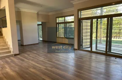 فيلا - 5 غرف نوم - 6 حمامات للايجار في الجريا - كمبوندات الشيخ زايد - الشيخ زايد - الجيزة